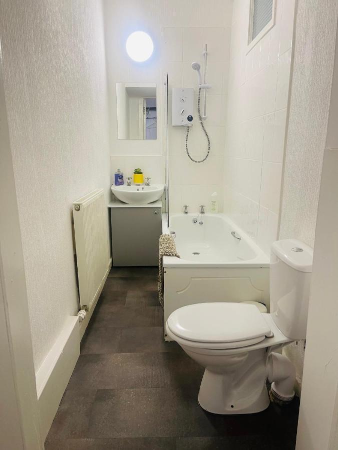 Ground Floor 1 Bedroom Flat In The City Centre Edinburgh Eksteriør billede