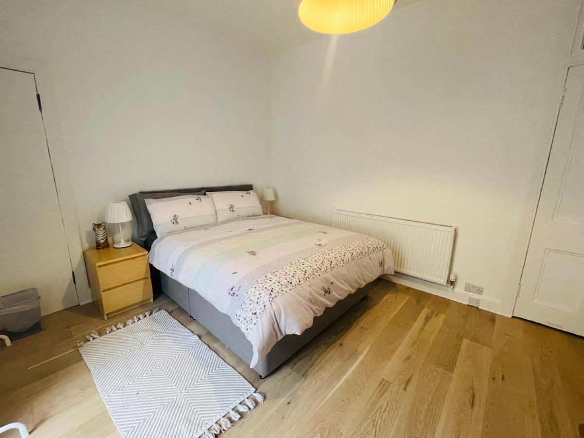 Ground Floor 1 Bedroom Flat In The City Centre Edinburgh Eksteriør billede